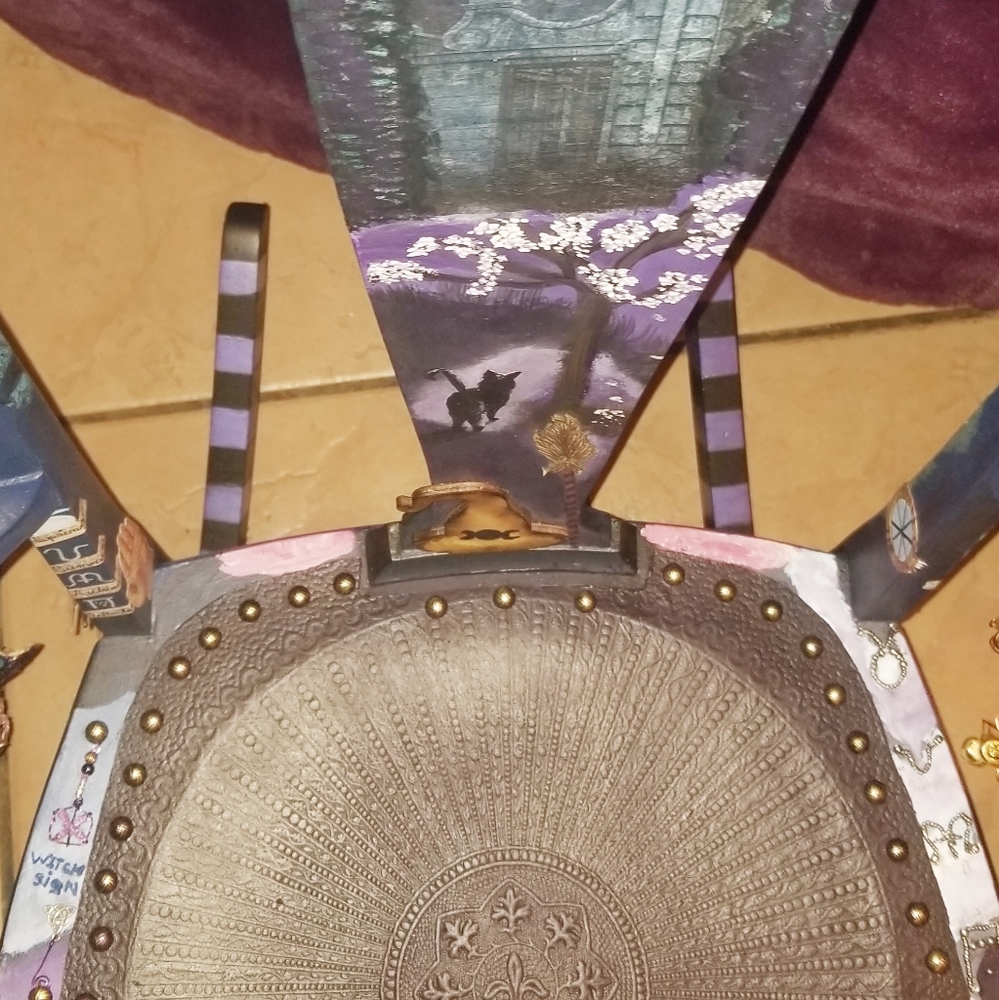 **Custom Rocker** - Picture 7 of 16